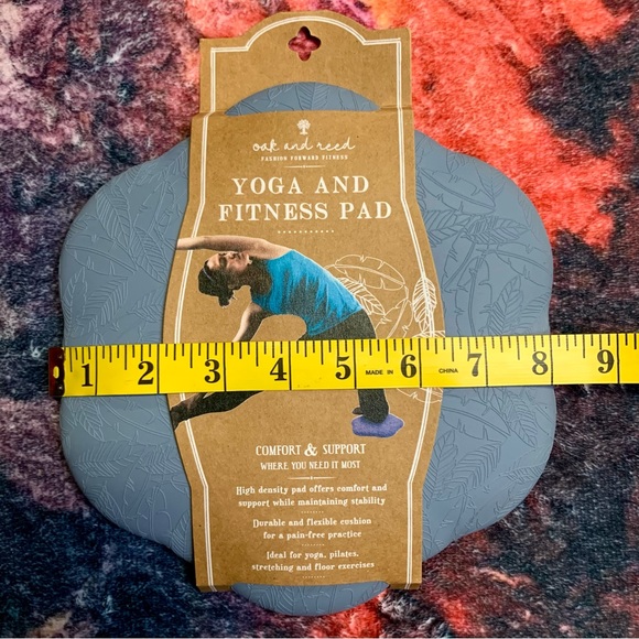 💛 Oak and Reed Head-to-Toe Yoga and Fitness Pad NWT SOLD OUT ONLINE - Picture 3 of 10